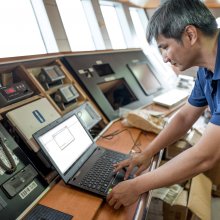 offshore chat service